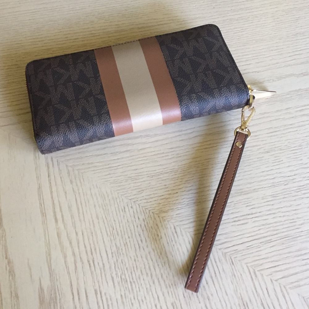 Michael Kors Center Stripe Brown Wallet, Wristlet - Picture 4 of 11
